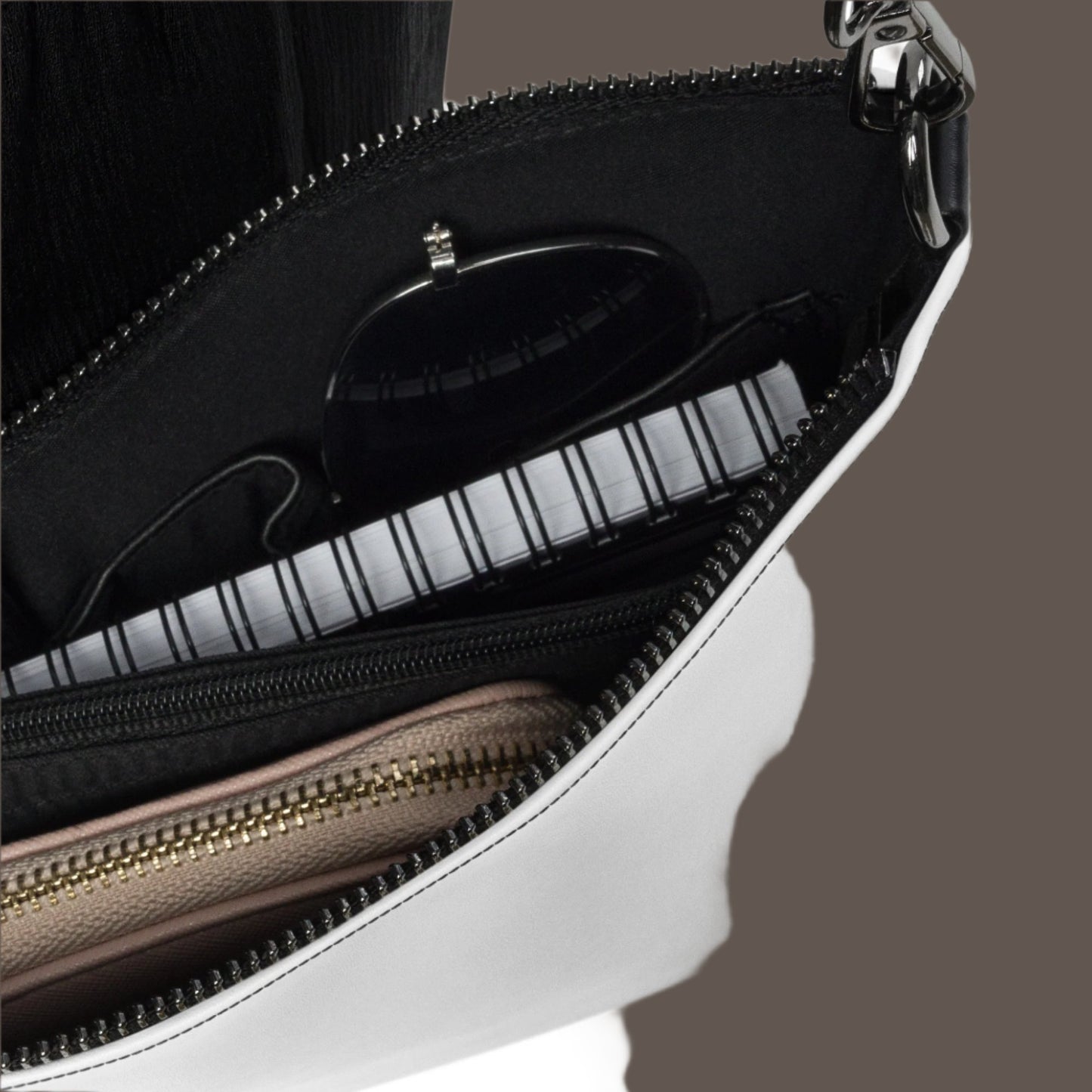 Virgencita De Guadalupe Crossbody bag