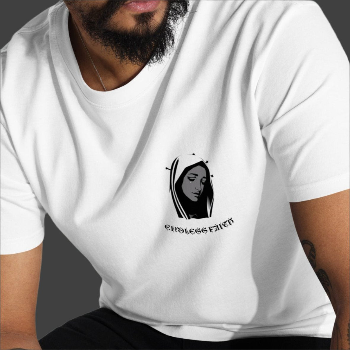 Virgen Maria T-shirt